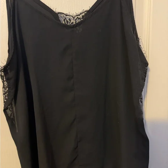Torrid Black Sleeveless Top - Picture 2 of 3
